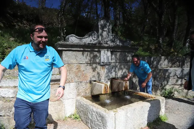 Concentración Muiños: vehículo clásico durante el encuentro, Fotografía 12